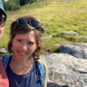 Meet your Posher, Laura